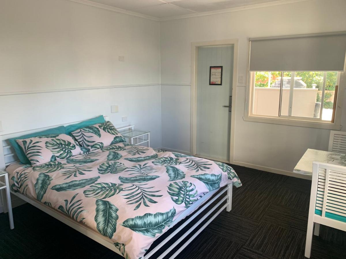 Aussie Dream Hostel Голд-Кост Екстер'єр фото